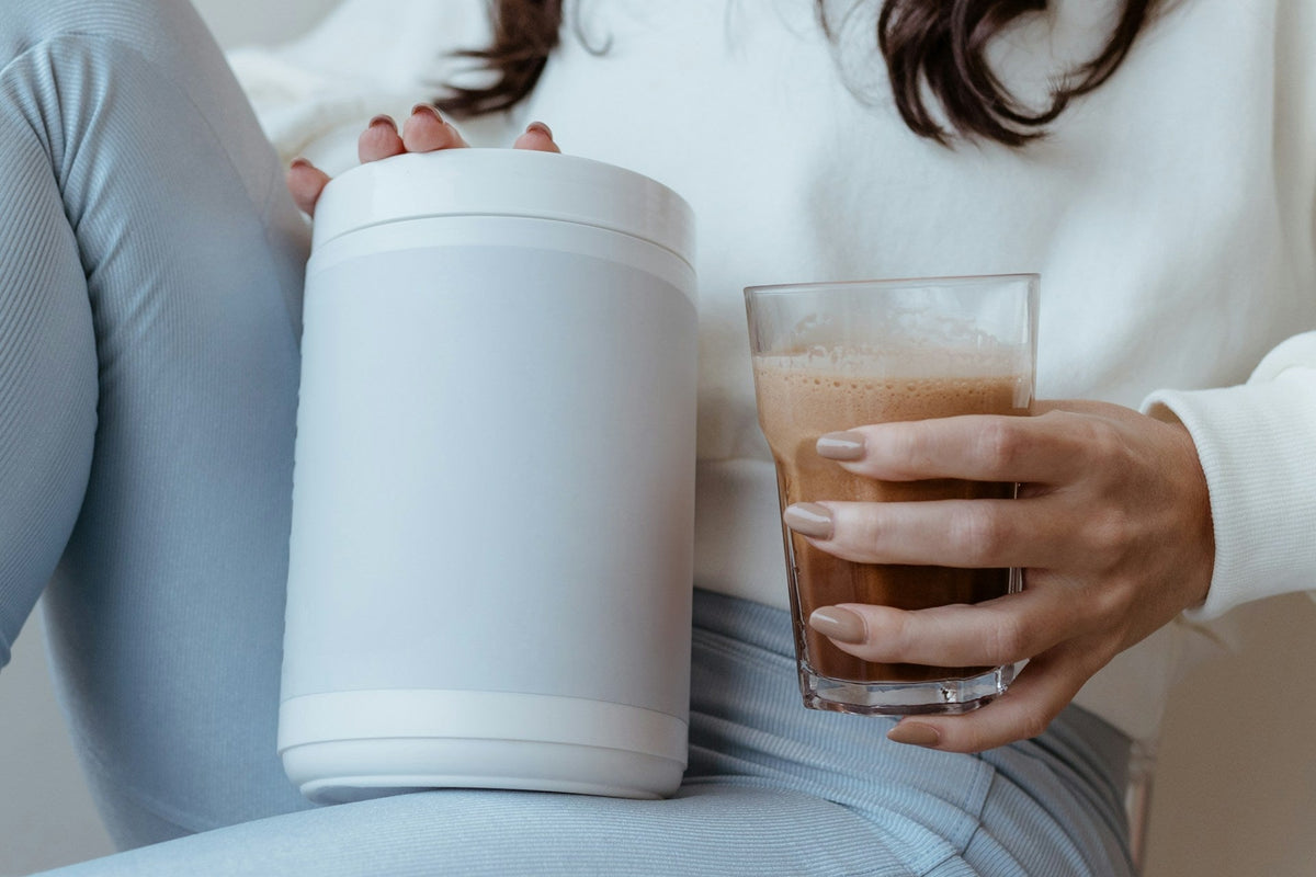 How to Prevent Protein Shakes From Causing Stomach Discomfort